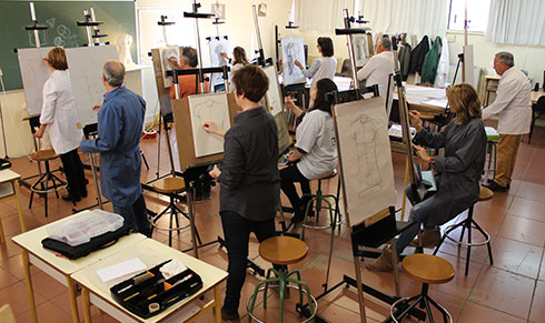 aula-de-artes-plasticas.jpg